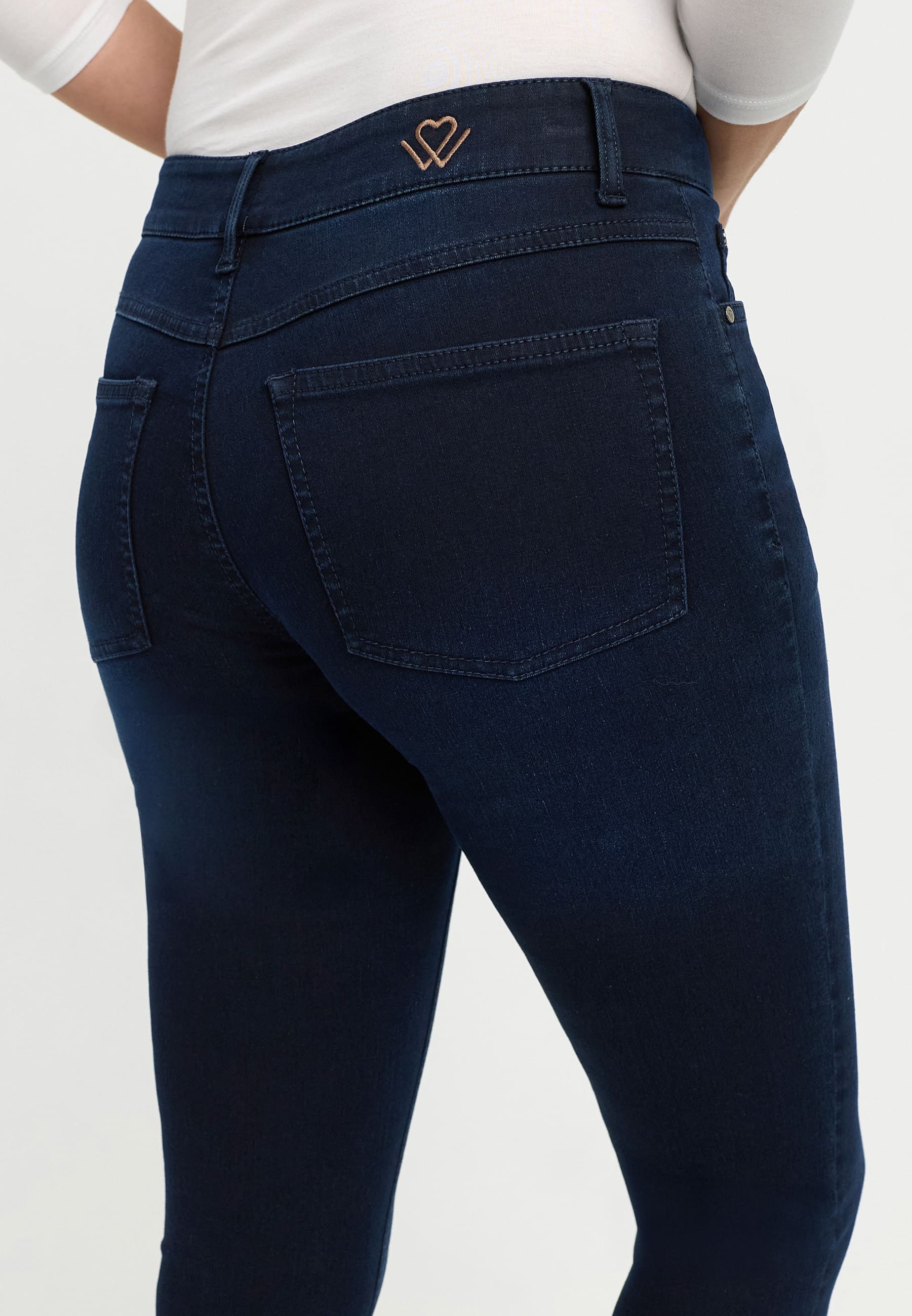 Ankle Straight